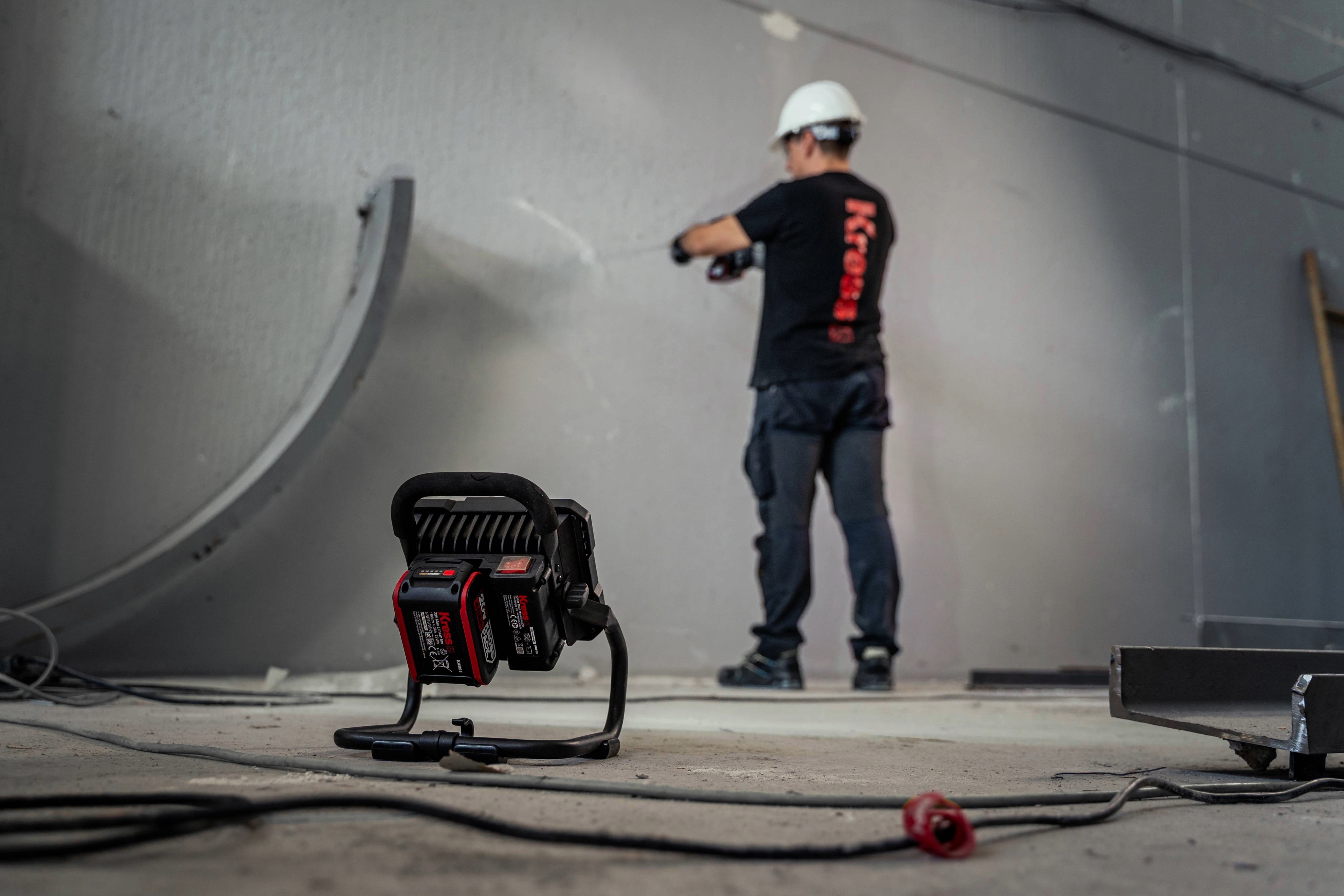 Foco de trabajo 20V S/bat